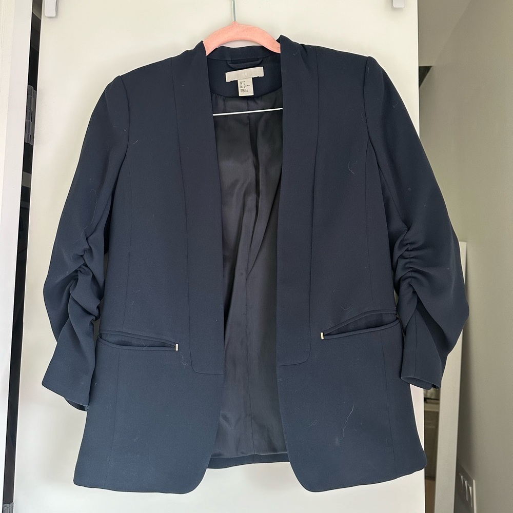 Women’s Navy Blazer Scrunched 3/4 Sleeves Size S 4 Gold Accent
